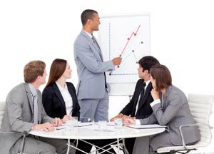 6 Ways Management Training Courses Mold You Into a Better Leader featured image