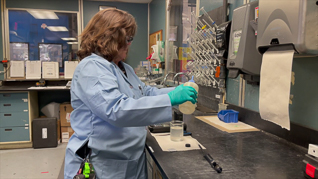 Laboratory Safety Orientation – Concise thumbnails on a slider