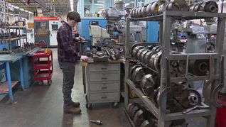 Safe Lifting In Industrial Environments thumbnails on a slider