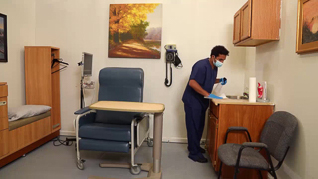 Using Fire Extinguishers In Healthcare Environments thumbnails on a slider