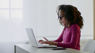 Future-Proof Your Career With AI thumbnails on a slider